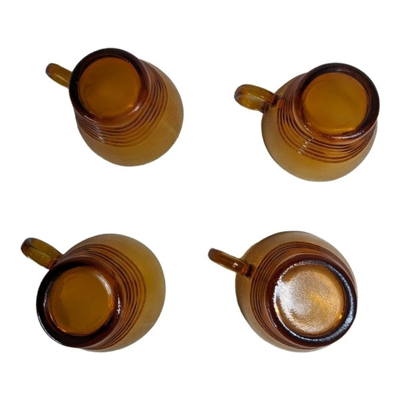 Vintage Duralex France 'Ondine' Cups and Saucers - 10 piece set, Frosted, Orange - Picture 5 of 9